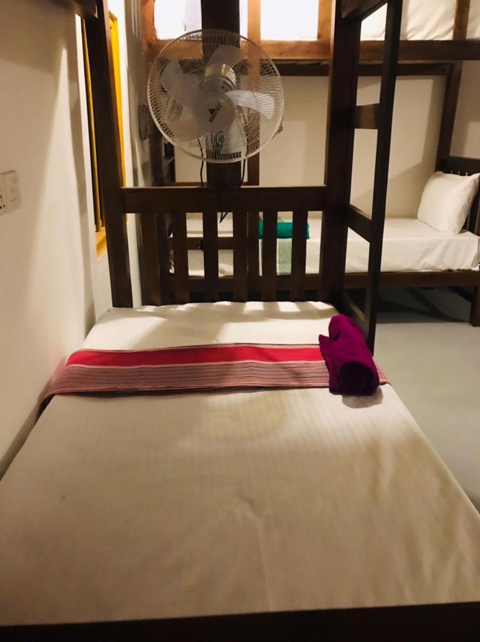 ديكويلاّ تين Tharurashmi Sea Pond Villa & Surf Hostel - Hiriketiya المظهر الخارجي الصورة